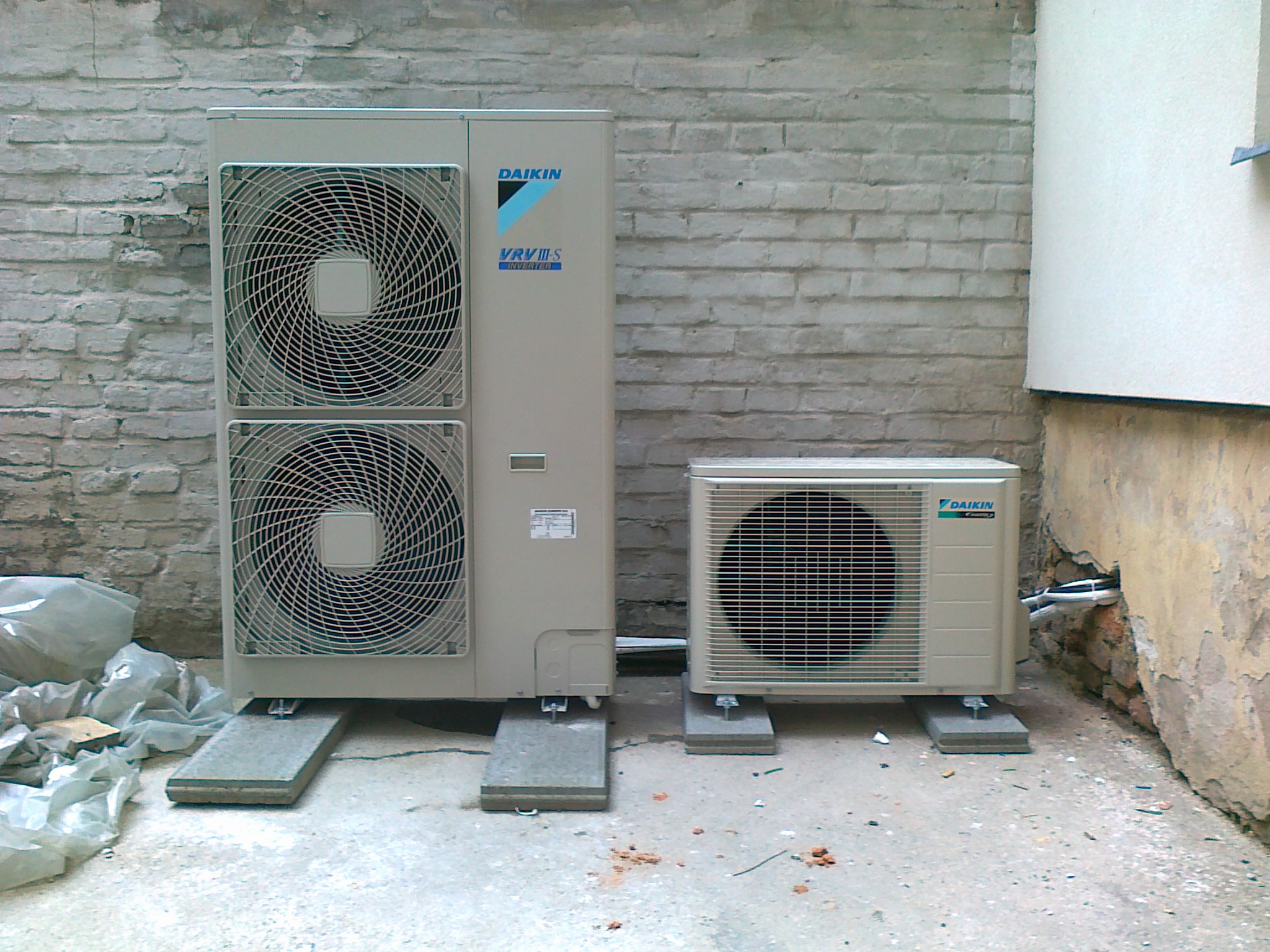 Montáž klimatizace DAIKIN VRV v Brandýse nad Labem